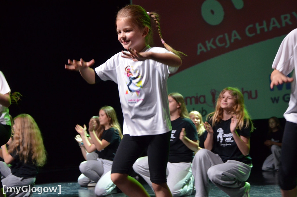 Akcja charytatywna dla Amelki i Ani