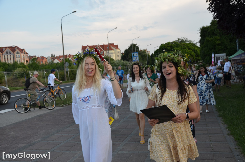 Korowód świętojański i puszczanie wianków