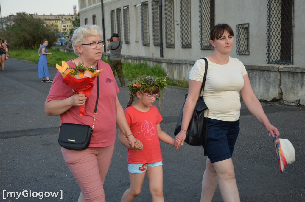 Korowód świętojański i puszczanie wianków