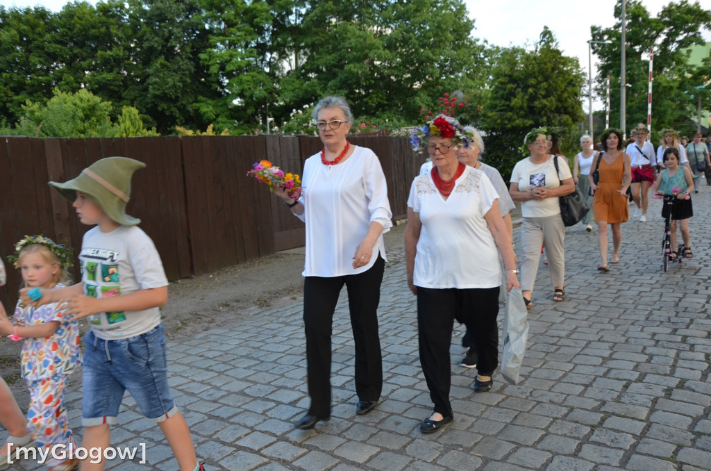 Korowód świętojański i puszczanie wianków