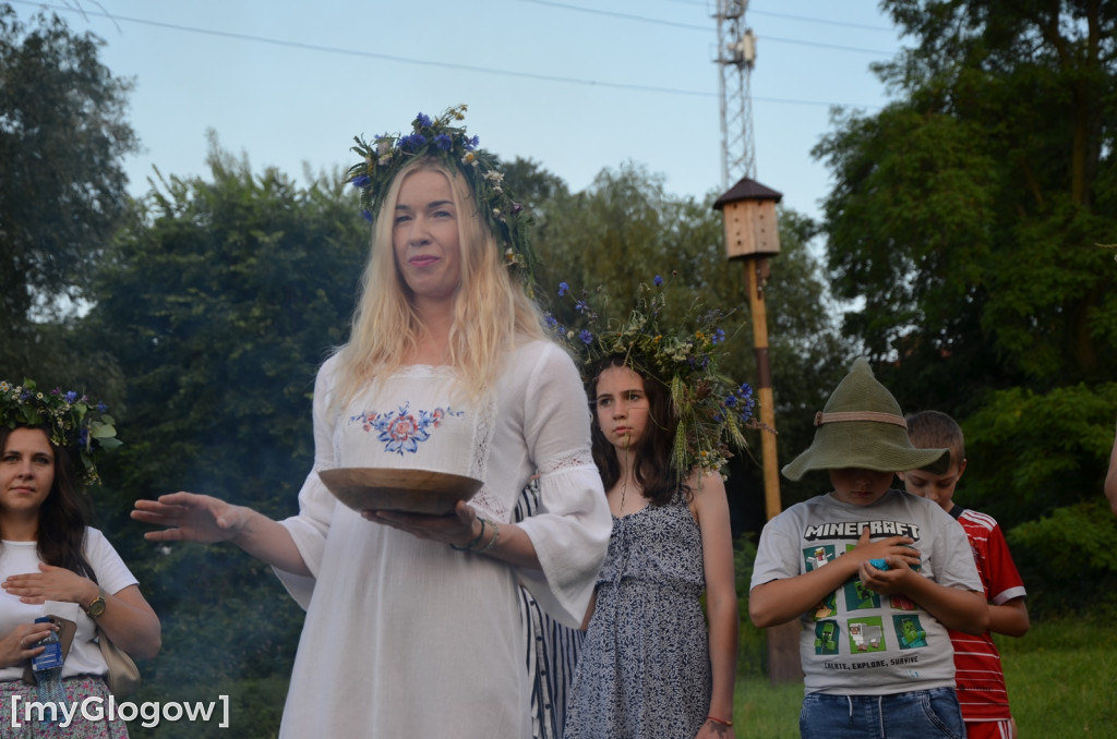 Korowód świętojański i puszczanie wianków