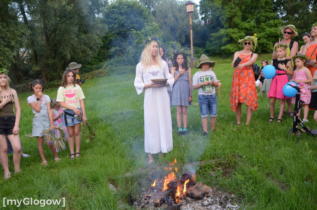 Korowód świętojański i puszczanie wianków