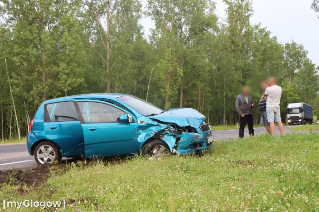 Zderzenie aut koło Huty Głogów