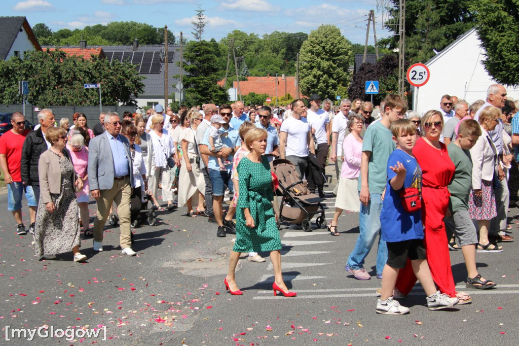 Procesja na ulicach Sławy
