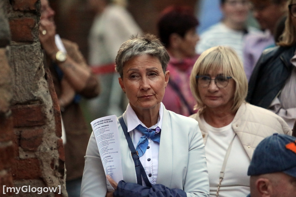 Głogowski Wieczór Chwały w ruinach kościoła