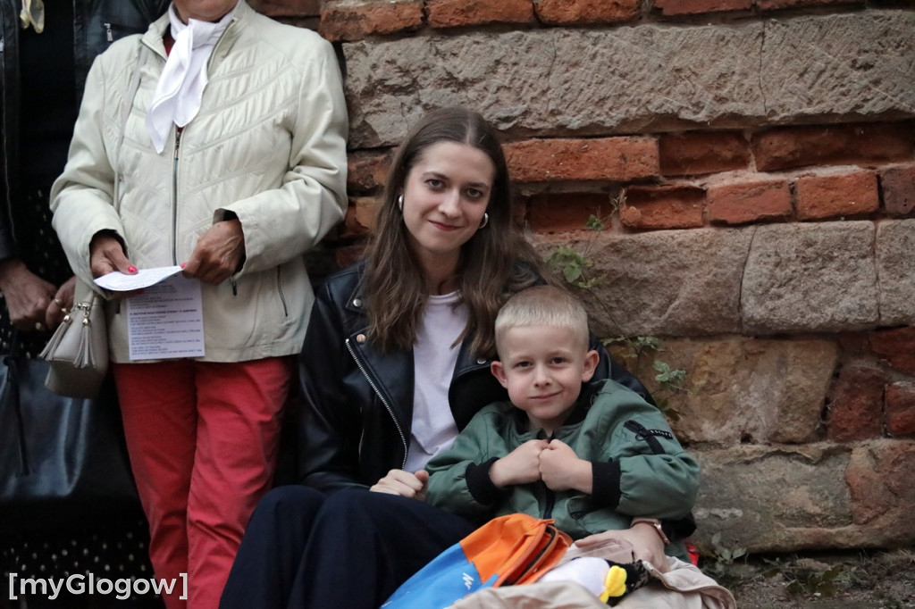 Głogowski Wieczór Chwały w ruinach kościoła