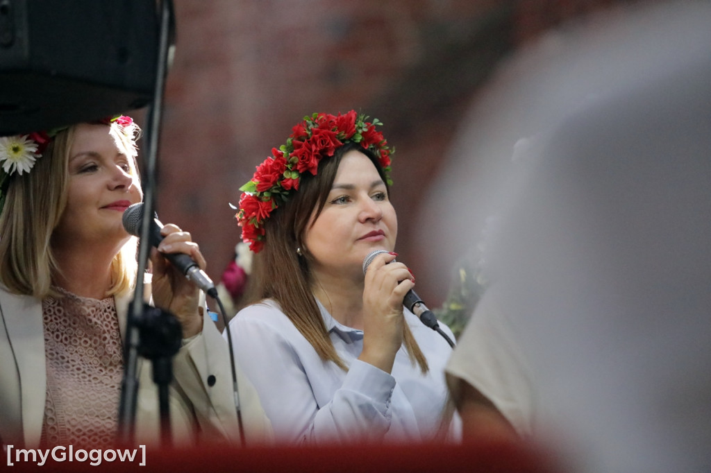 Głogowski Wieczór Chwały w ruinach kościoła
