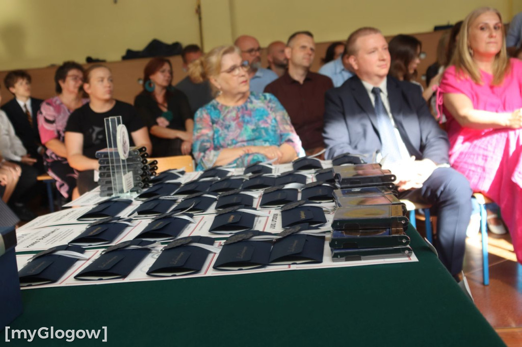 Najlepsi uczniowie SP 6 w Głogowie