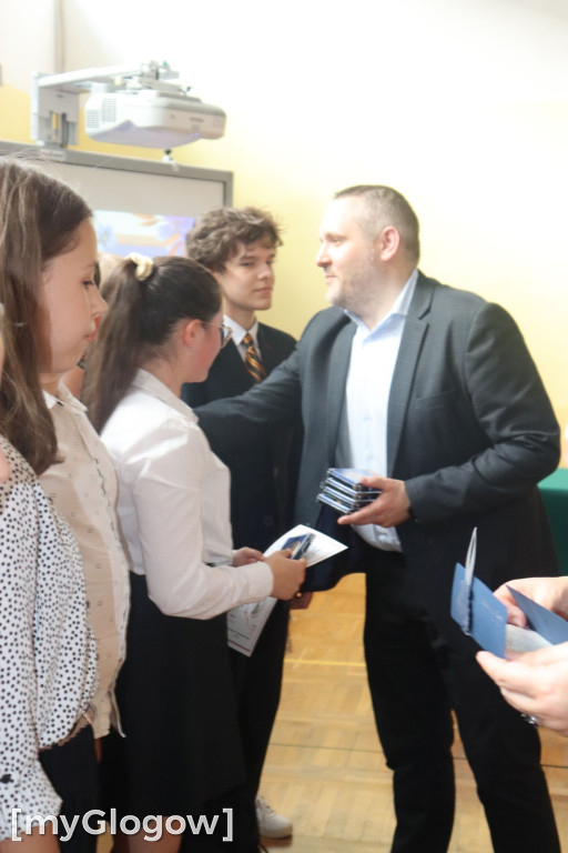 Najlepsi uczniowie SP 6 w Głogowie