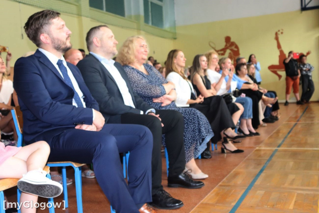 Najlepsi uczniowie SP 6 w Głogowie