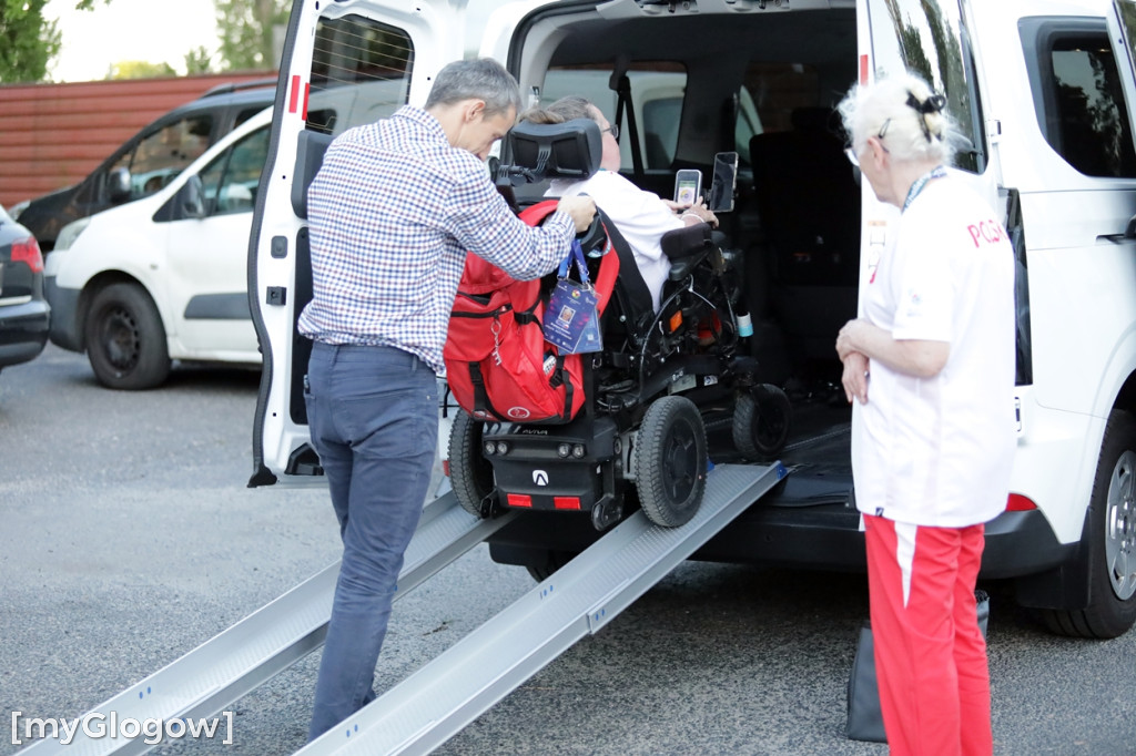 Nowe auto dla paralimpijski Edyty Owczarz