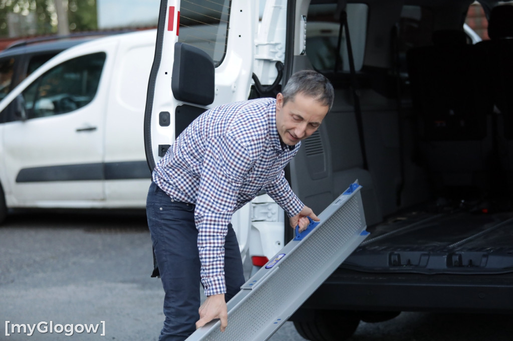 Nowe auto dla paralimpijski Edyty Owczarz