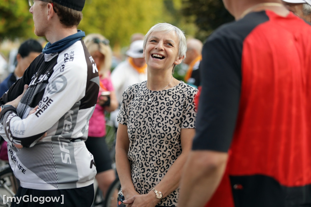 Jadą na rowerach z Głogowa do Częstochowy