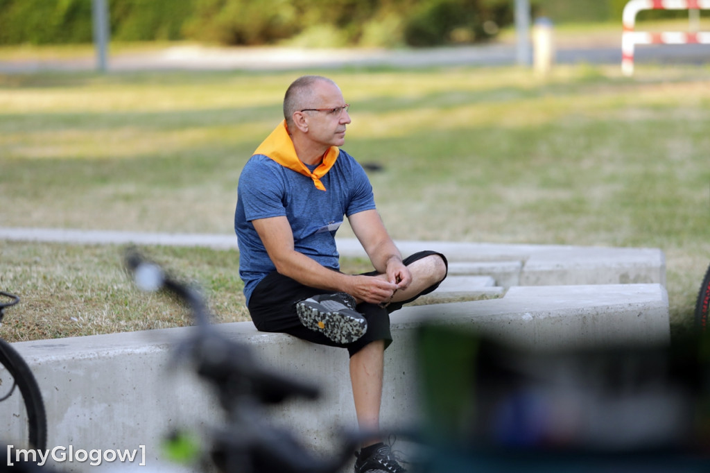 Jadą na rowerach z Głogowa do Częstochowy