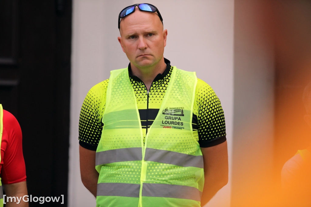 Jadą na rowerach z Głogowa do Częstochowy