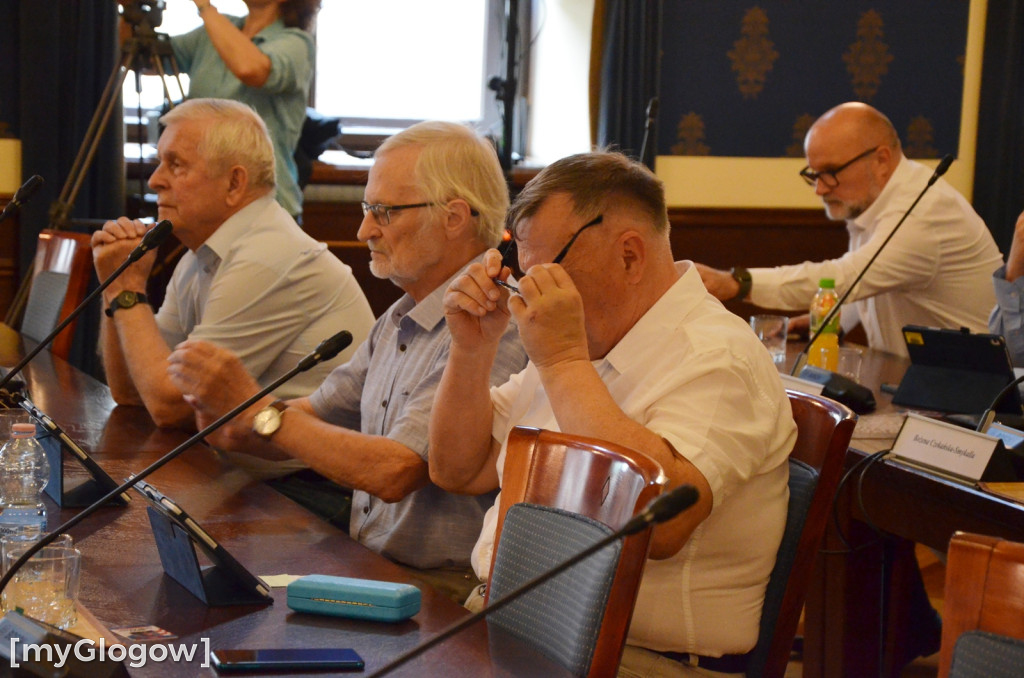 Nadzwyczajna sesja rady miejskiej Głogowa