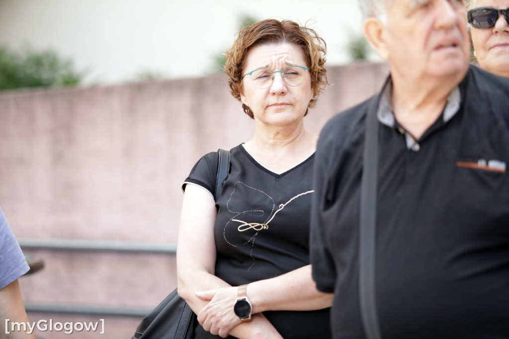 Zebrali podpisy pod referendum