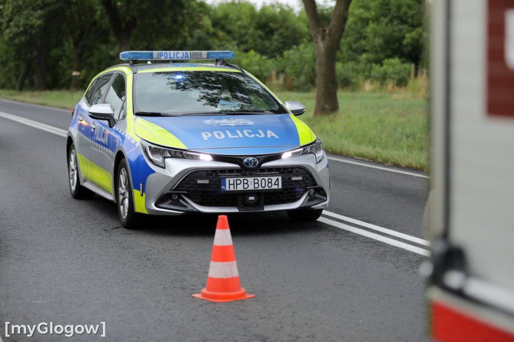 Wypadek pod Głogowem, są poszkodowani