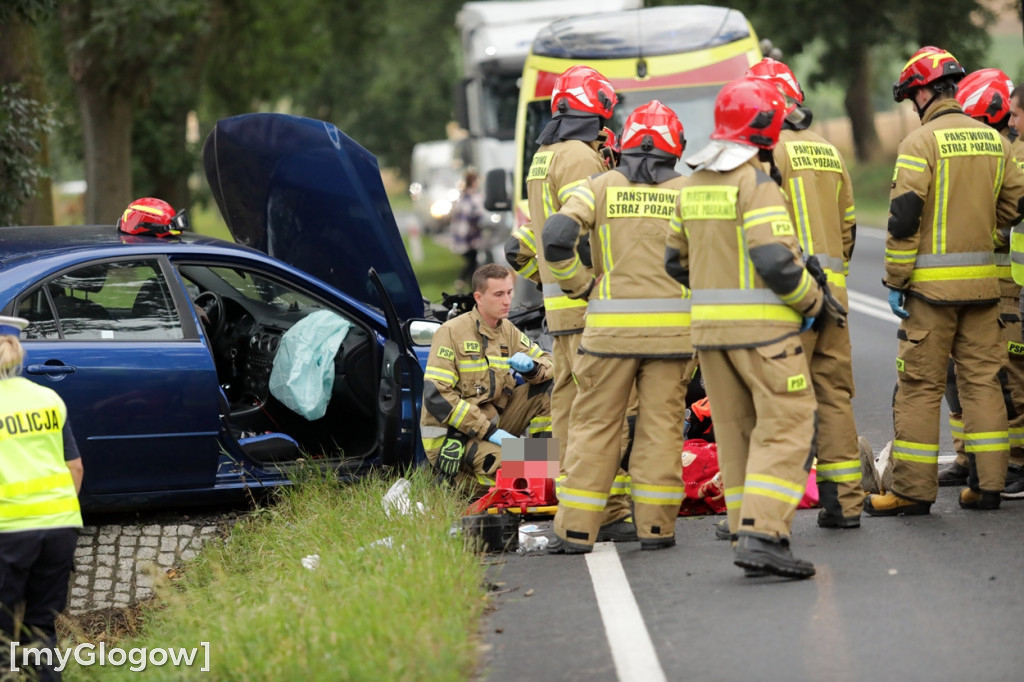 Wypadek pod Głogowem, są poszkodowani