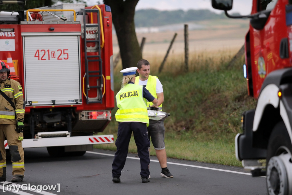 Wypadek pod Głogowem, są poszkodowani