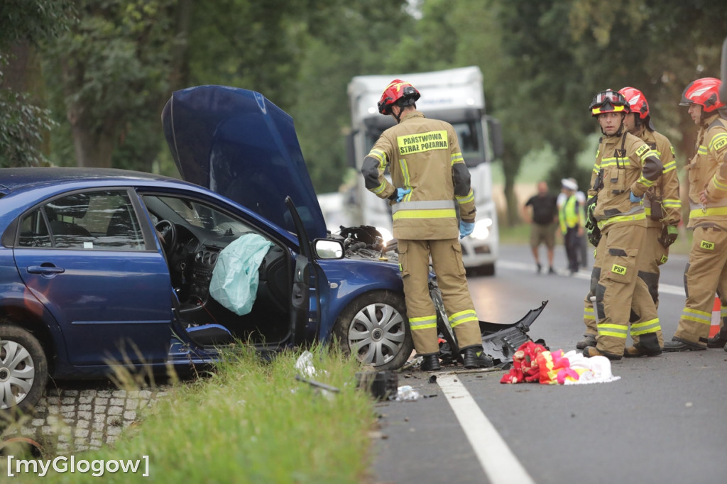 Wypadek pod Głogowem, są poszkodowani