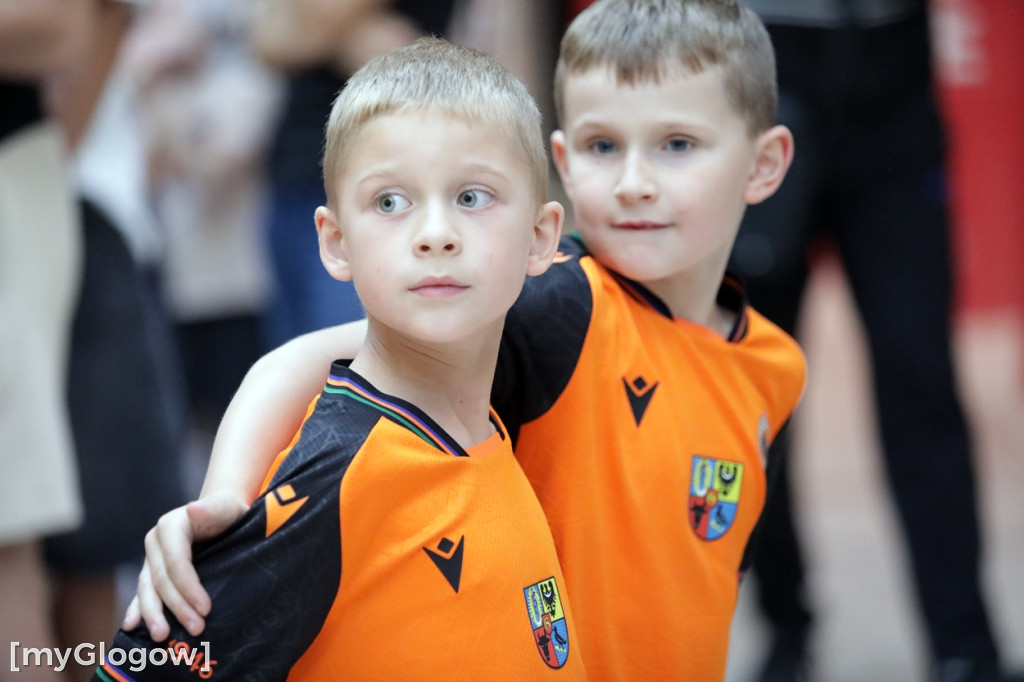 Kibice Chrobrego Głogów opanowali klubowy sklep