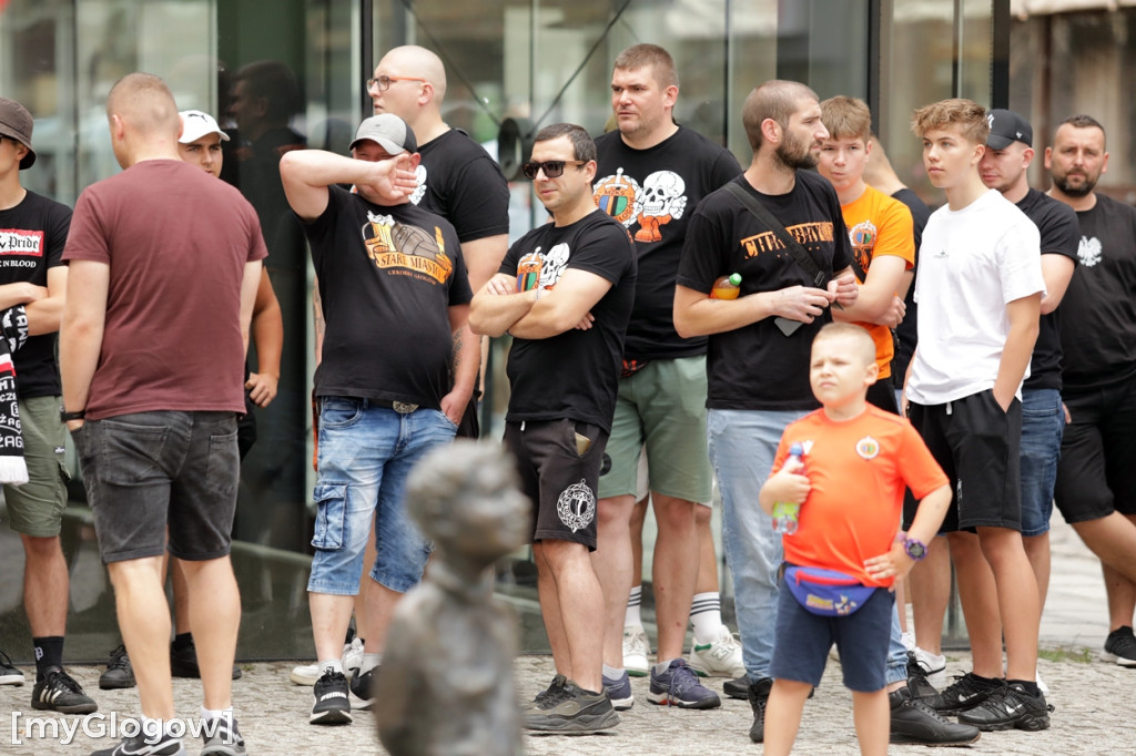 Protest w Głogowie przeciwko nielegalnym migrantom