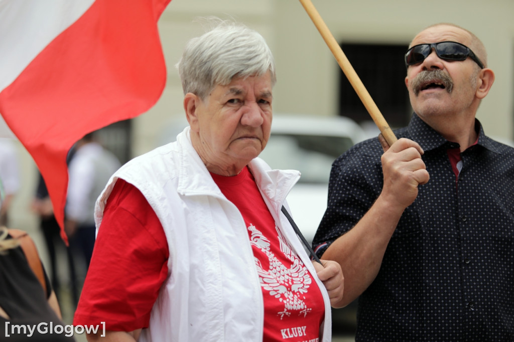 Protest w Głogowie przeciwko nielegalnym migrantom