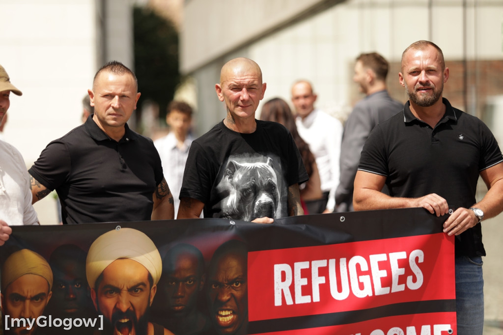 Protest w Głogowie przeciwko nielegalnym migrantom