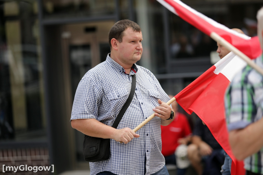 Protest w Głogowie przeciwko nielegalnym migrantom