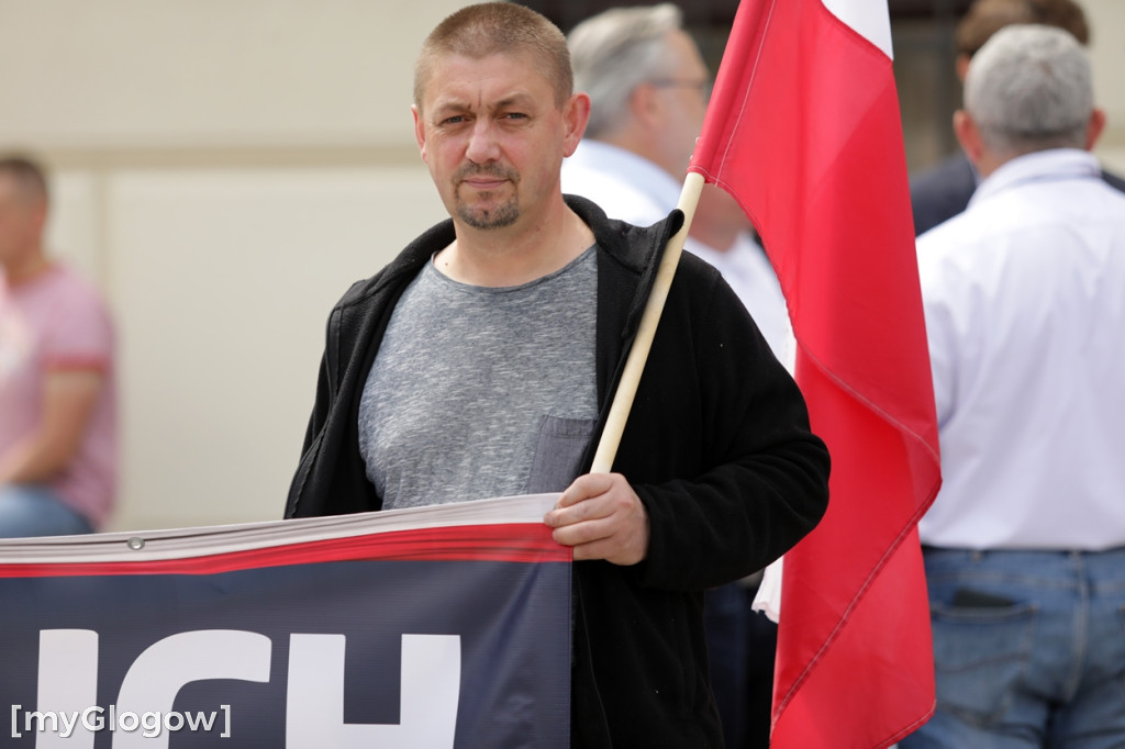 Protest w Głogowie przeciwko nielegalnym migrantom