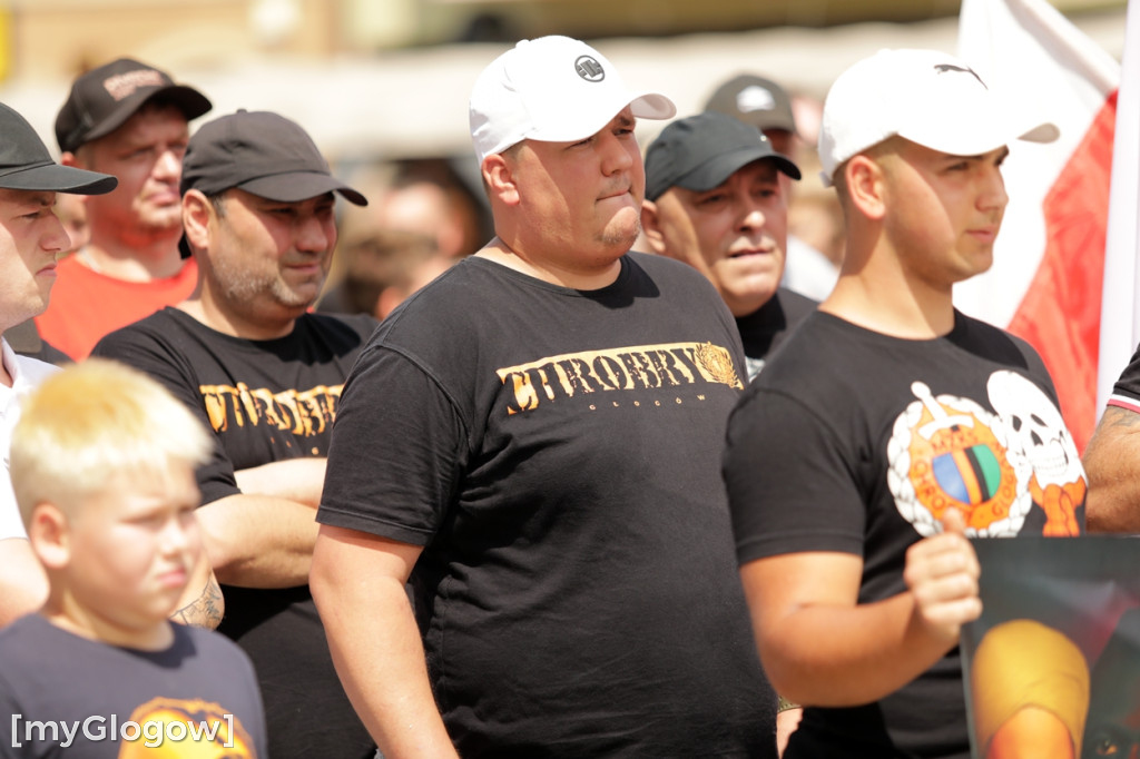 Protest w Głogowie przeciwko nielegalnym migrantom