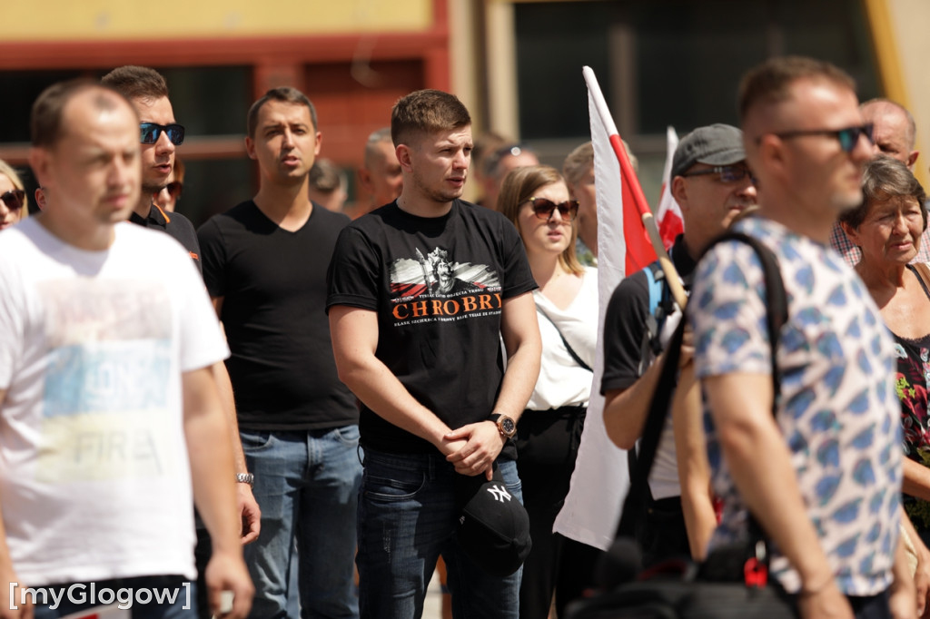 Protest w Głogowie przeciwko nielegalnym migrantom