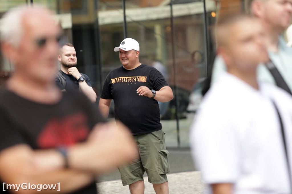 Protest w Głogowie przeciwko nielegalnym migrantom