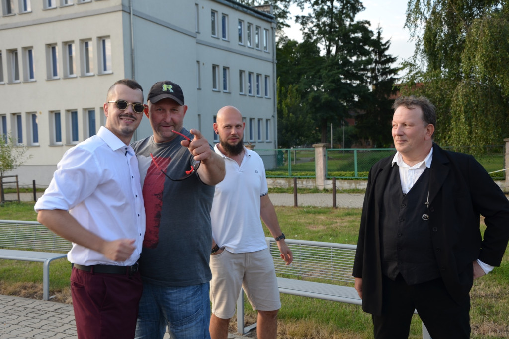 Koncert zespołu Alert RCB na głogowskiej marinie