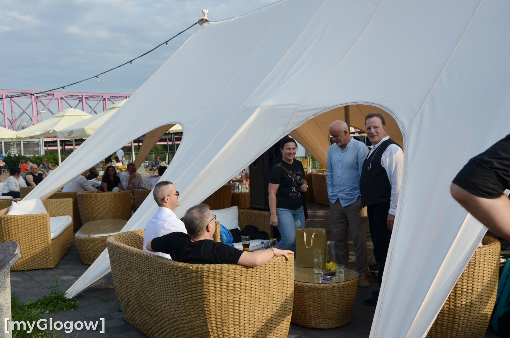 Koncert zespołu Alert RCB na głogowskiej marinie