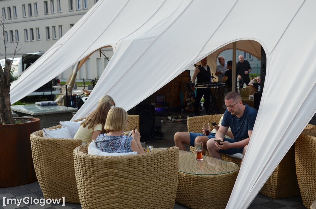 Koncert zespołu Alert RCB na głogowskiej marinie
