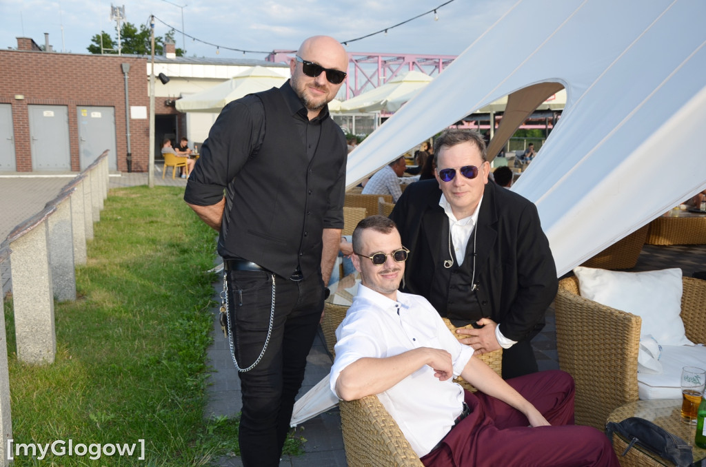 Koncert zespołu Alert RCB na głogowskiej marinie