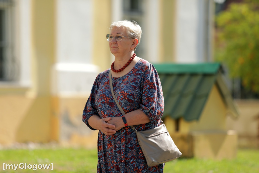 Święcenie pojazdów pod kościołem Bożego Ciała