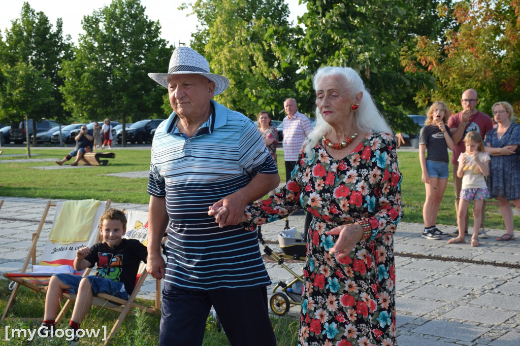 Potańcówka na bulwarze w Głogowie