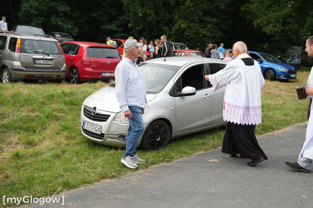 Święcenie aut na Gorze Św. Anny