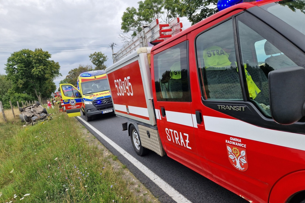 Kolizja i dachowanie w Buczynie