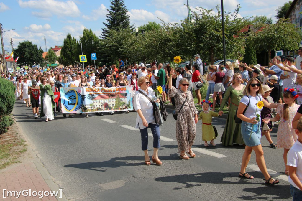 Korowód ulicami miasta