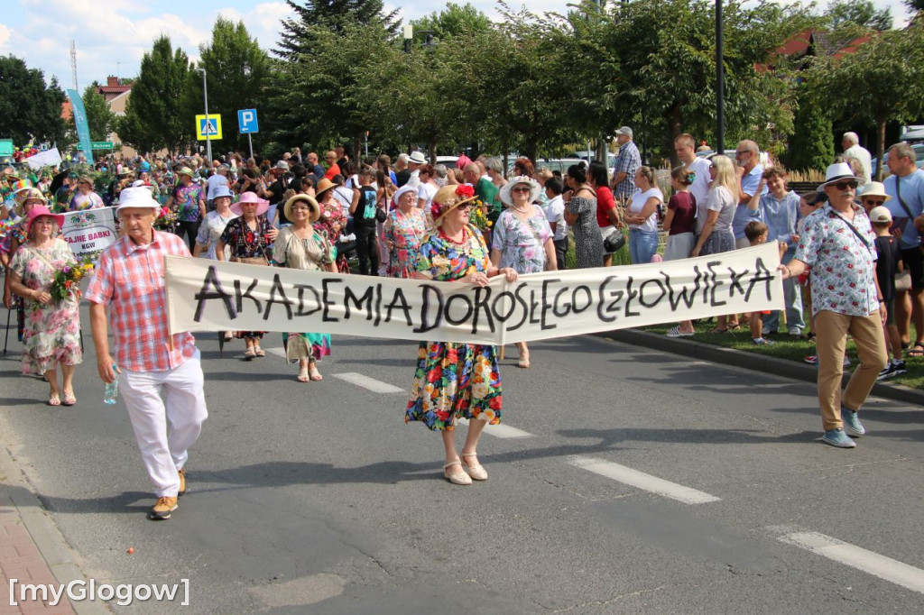 Korowód ulicami miasta