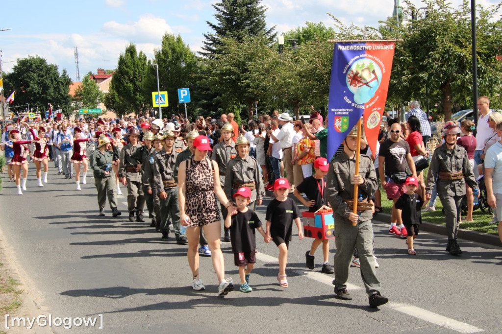 Korowód ulicami miasta