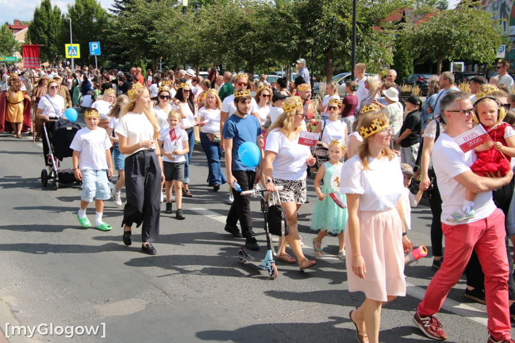 Korowód ulicami miasta