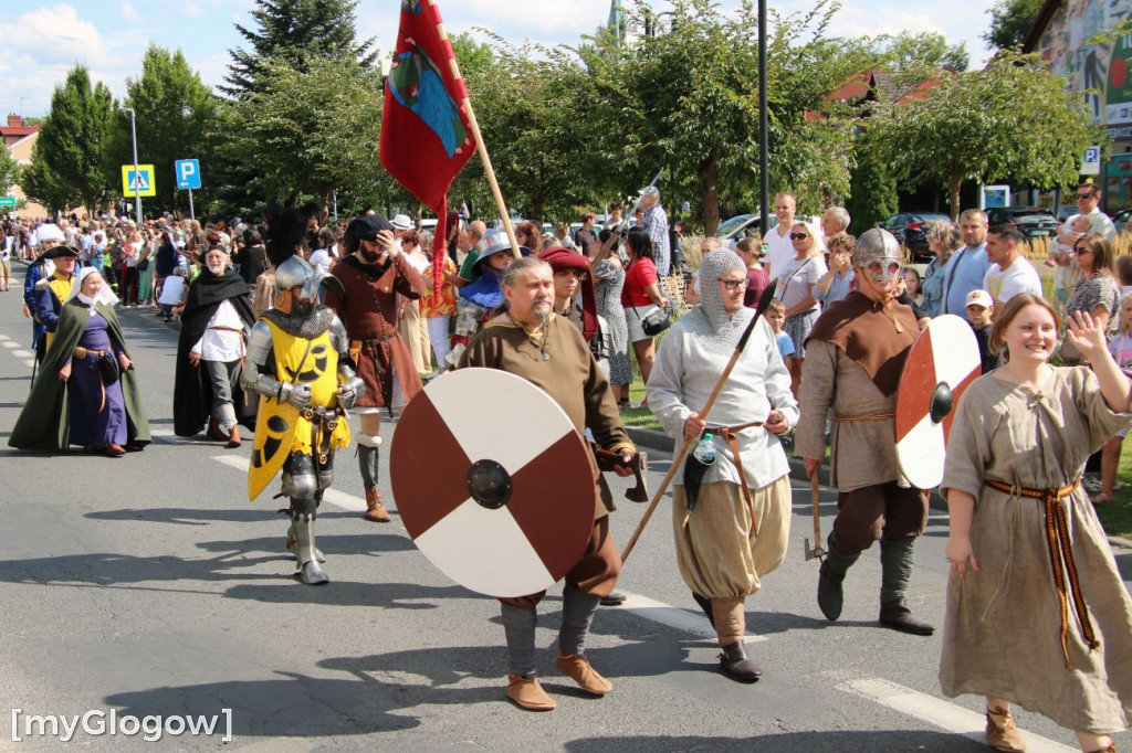 Korowód ulicami miasta