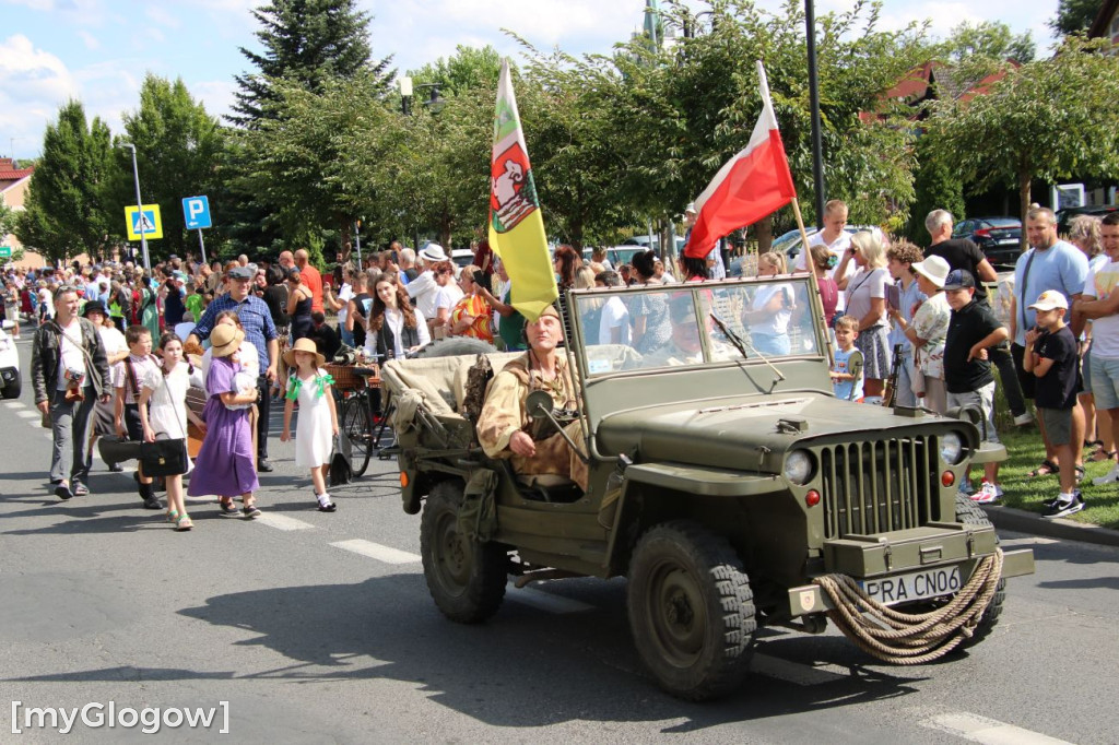 Korowód ulicami miasta