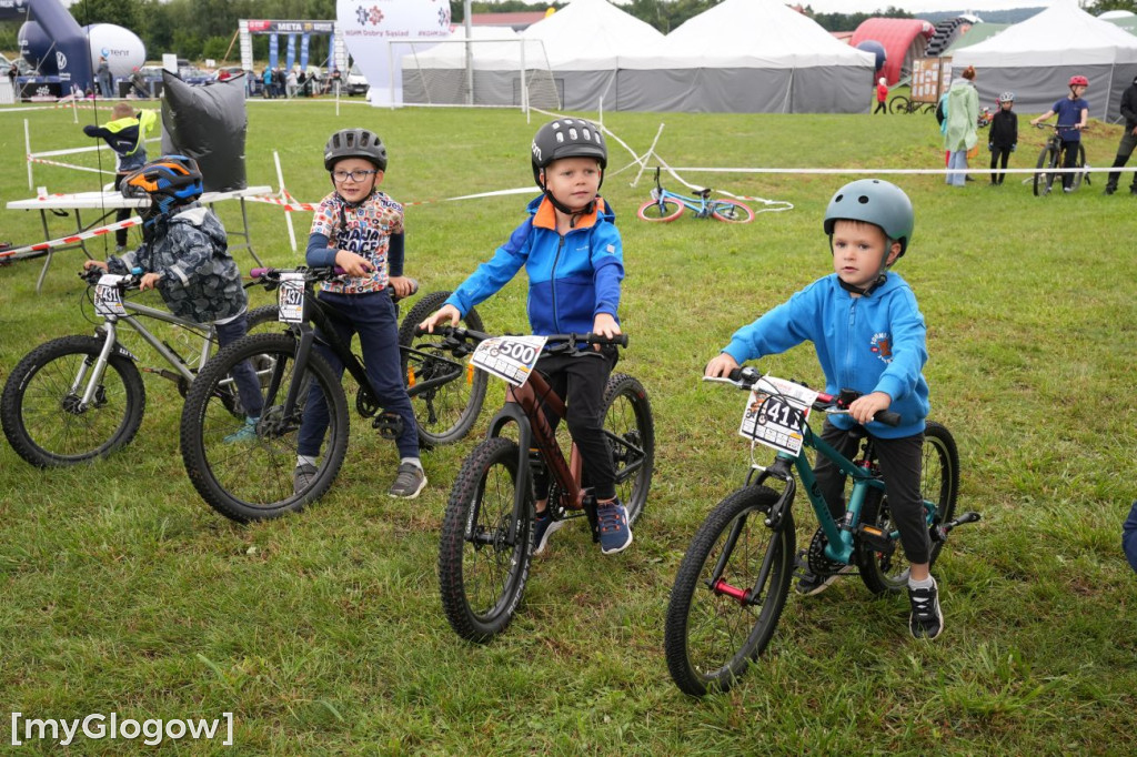 Rowerowa niedziela w Obiszowie