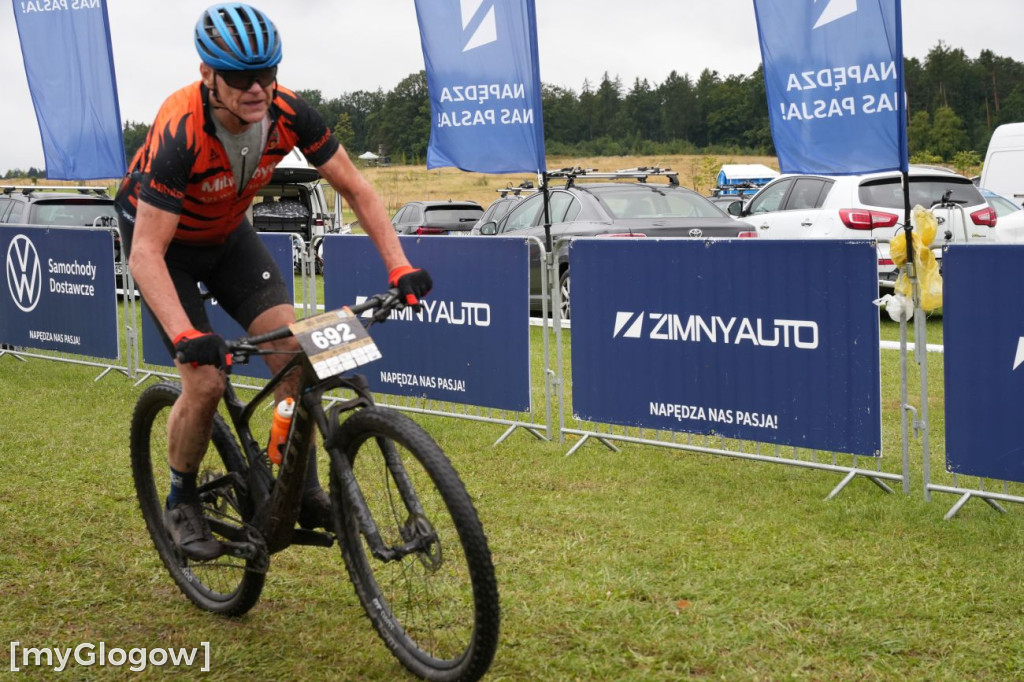Rowerowa niedziela w Obiszowie